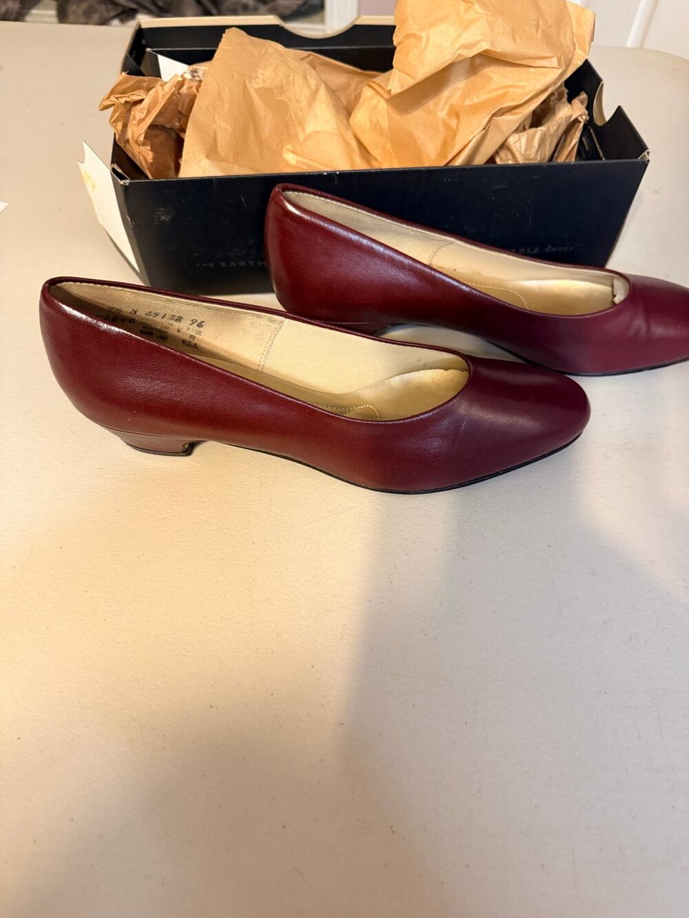 HUSH PUPPIES Women's Wine Smooth Pump Soft Flex Angel II - 9.5N- New in Box